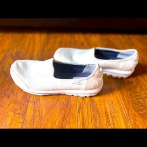 Women’s white sketchers